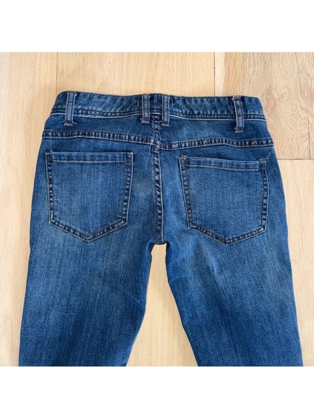 Free People Distressed Blue Jeans Size 25 - Picture 6 of 6
